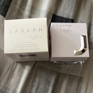 NWT Jaclyn x Robin Powder Move Setting Powder Sheer Fair